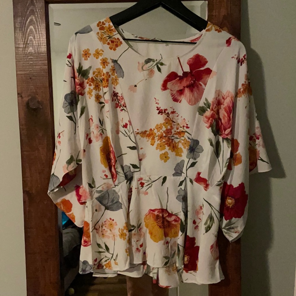 Float floral top